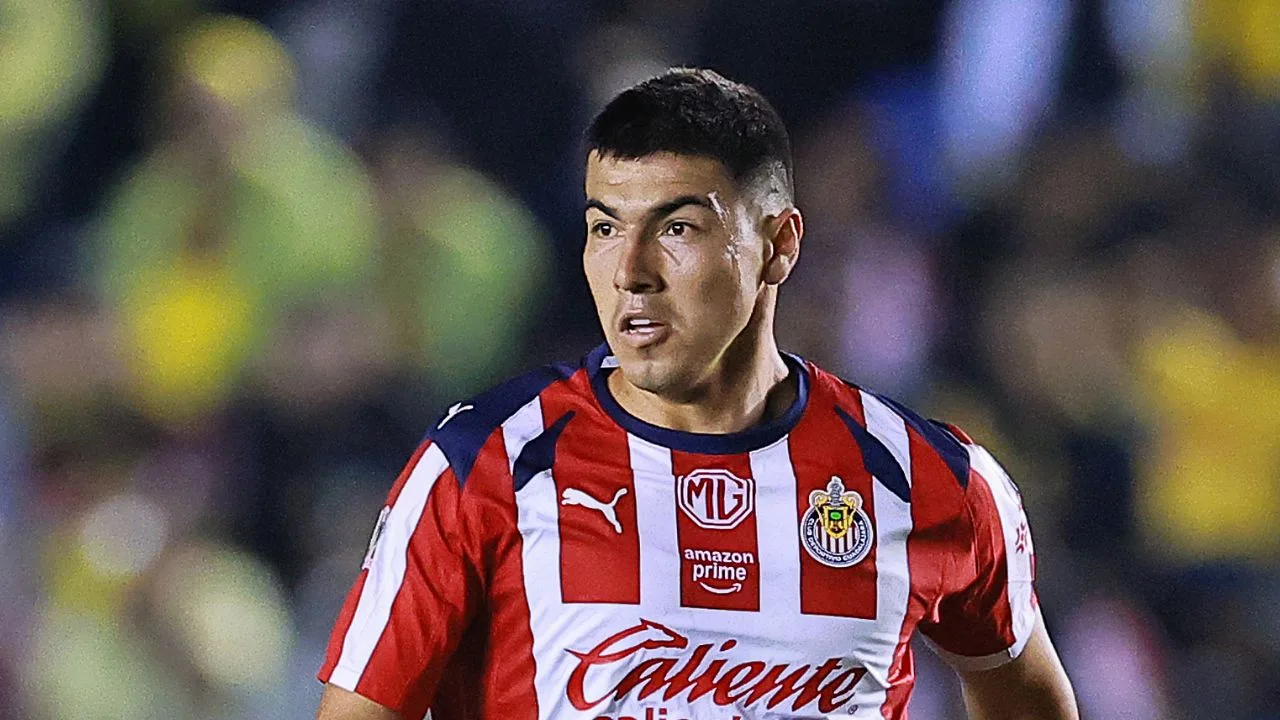 Erick Gutiérrez, jugador de Chivas. 