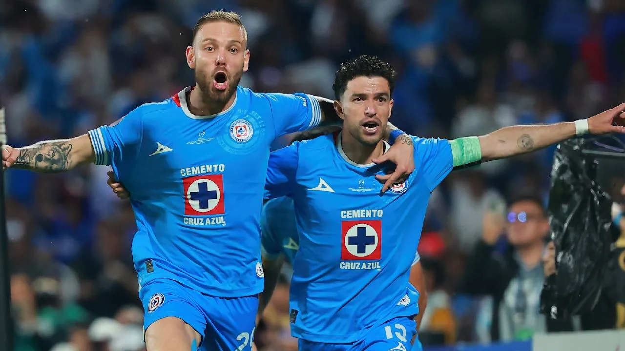 Cruz Azul comenzaría con los movimientos.