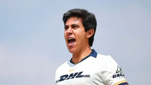 Pumas define el futuro de J. J. Macías tras un semestre que terminó en drama