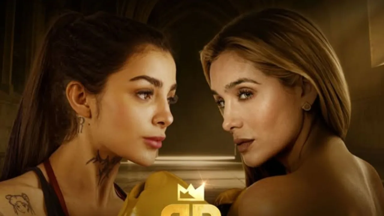 Karely Ruiz y Marcela Mistral.