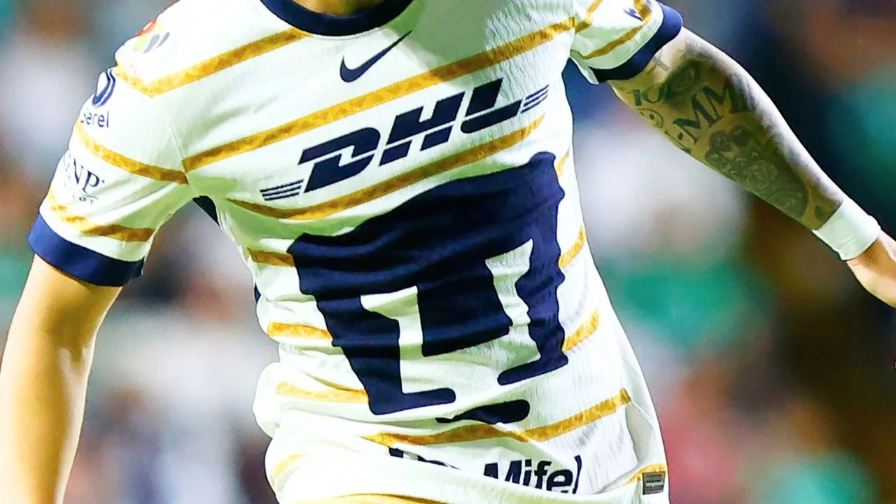 Regresó a Pumas tras jugar en Argentina y Efraín Juárez le dio la peor noticia rumbo al Clausura 2026.