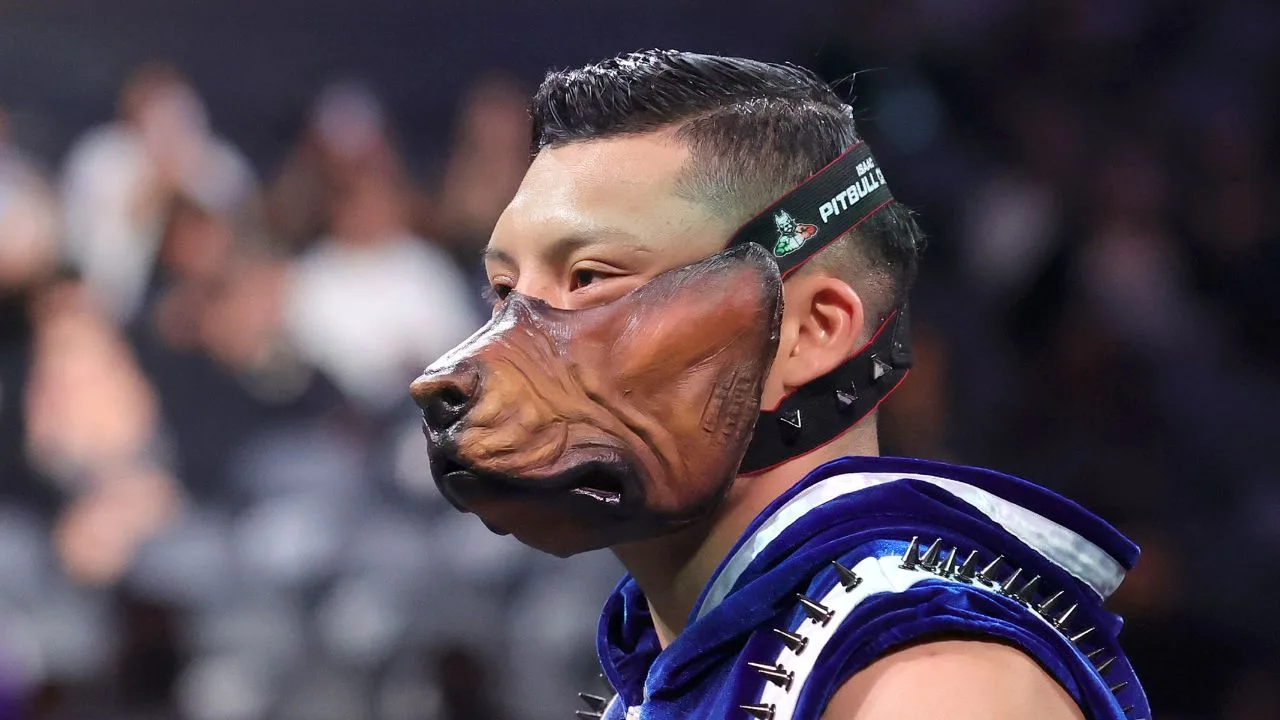 El Pitbull Cruz regresa a la acción esta noche. 