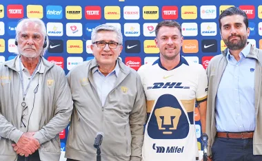Oscar Mejía Barón y Eduardo Saracho dejan Pumas.