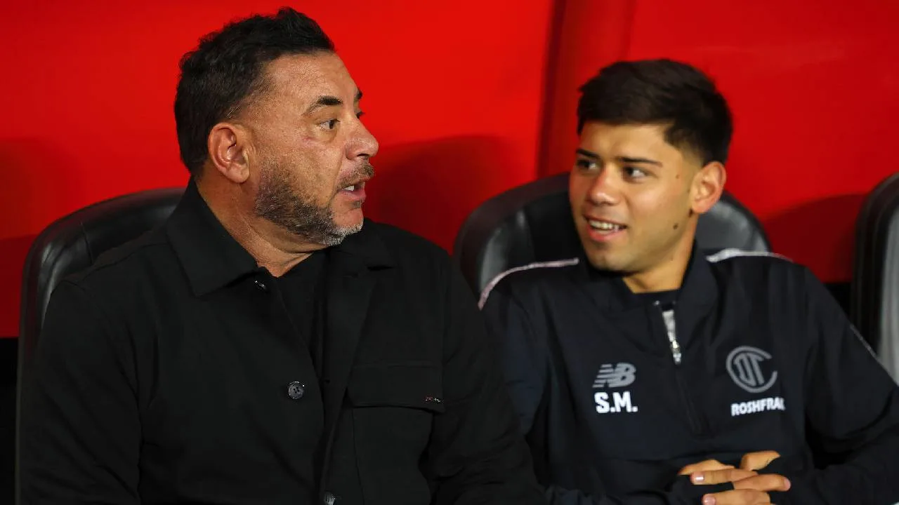 Turco y Shayr Mohamed.