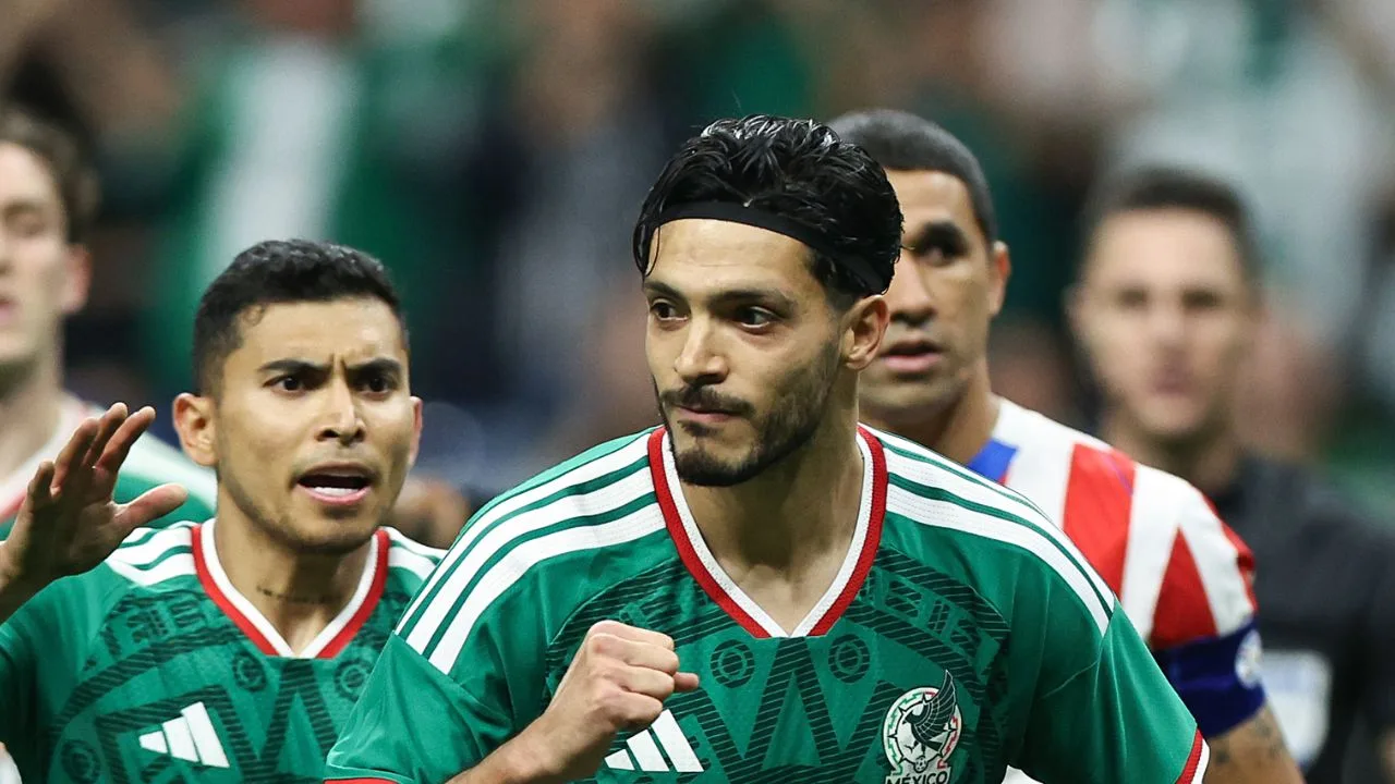 Raúl Jiménez, goleador de la Selección Mexicana. 