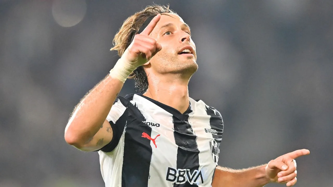 Sergio Canales prende las alarmas en Rayados de Monterrey tras reunión con directivo de otro club.