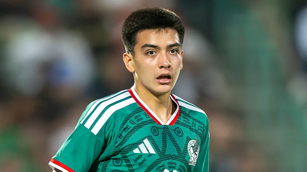 Gilberto Mora, Selección Mexicana