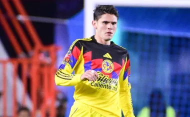 Israel Reyes, América