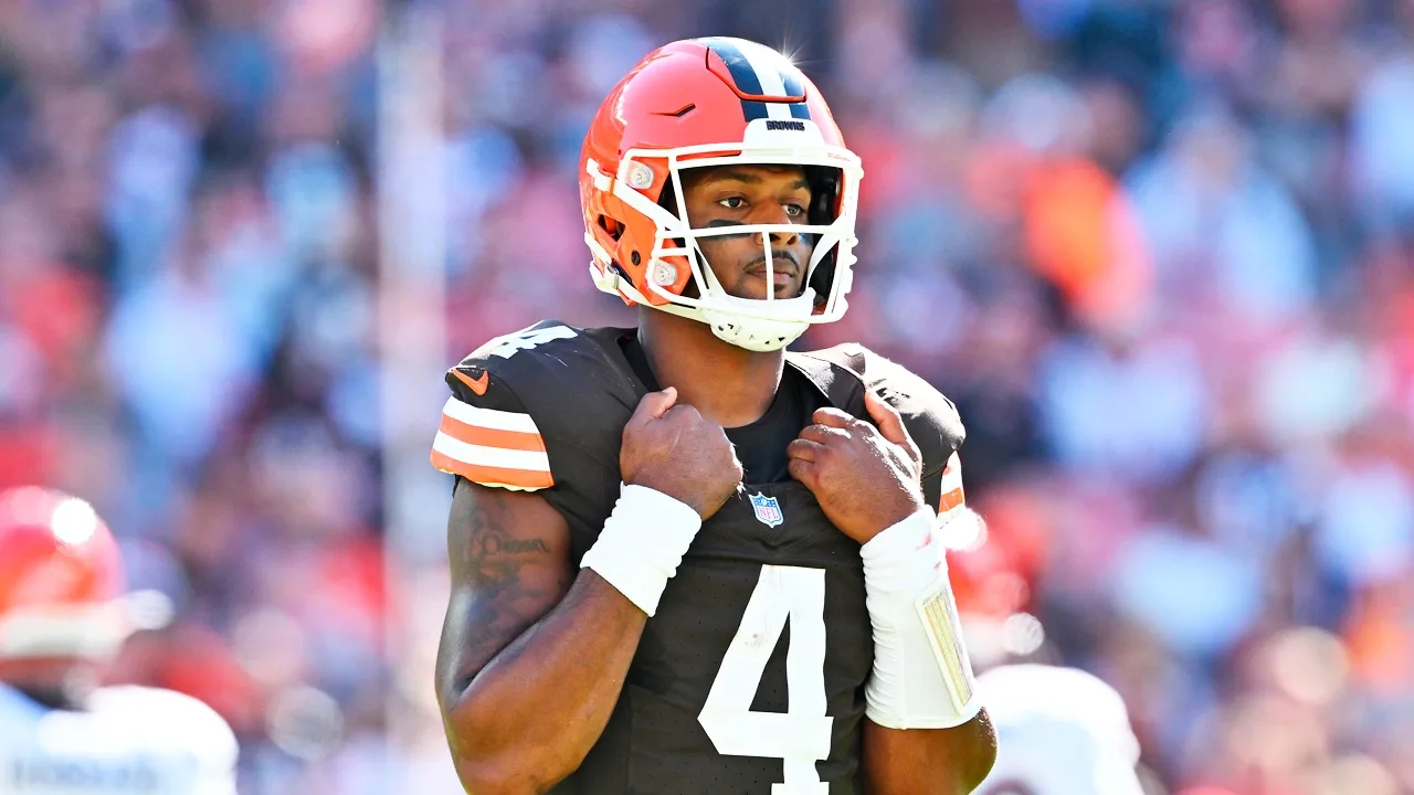 Cleveland Browns despiden a su entrenador.