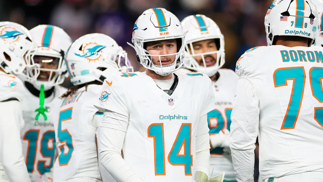 Los Dolphins contratan a un nuevo entrenador.