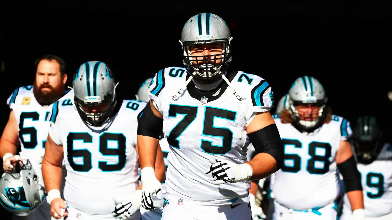 Ex jugador de la NFL demanda a su ex esposa por peculiar motivo.