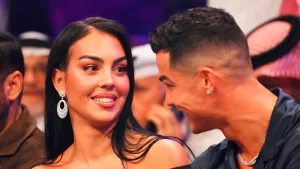 Cristiano Ronaldo y sus hijos le dan increíbles obsequios a Georgina Rodríguez por su cumpleaños