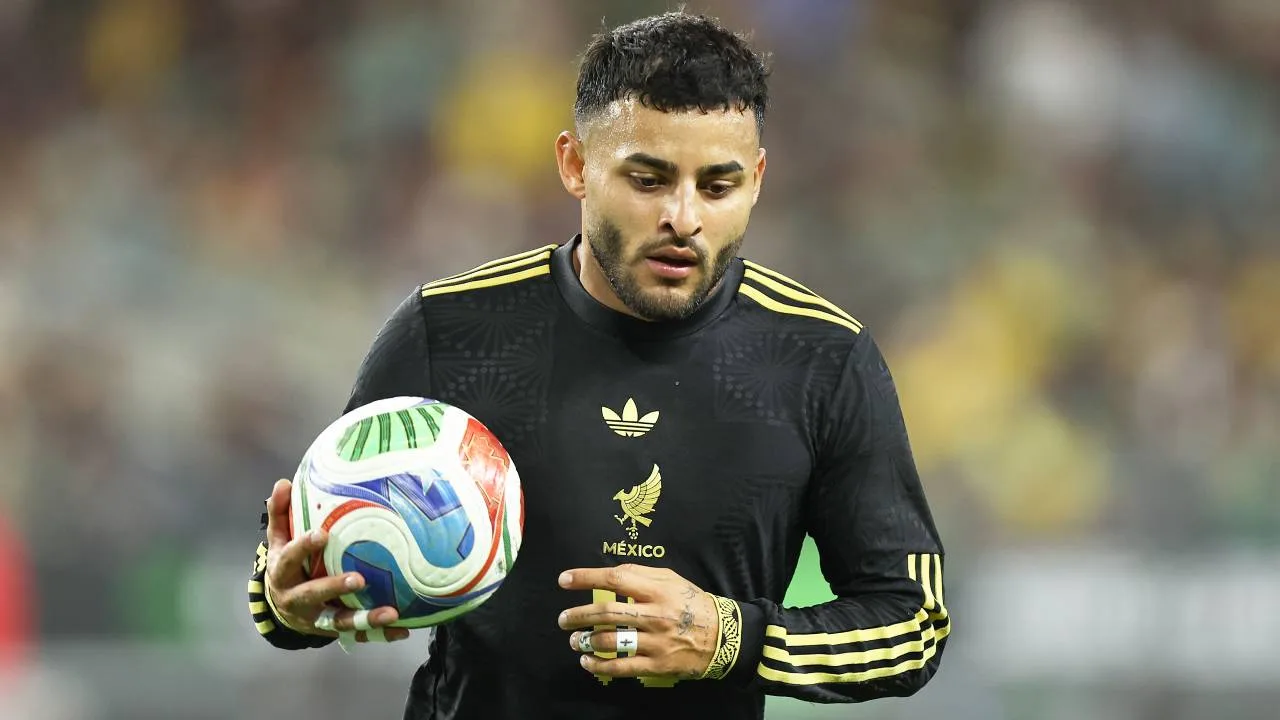 Por qué no juega Alexis Vega en el México vs Panamá