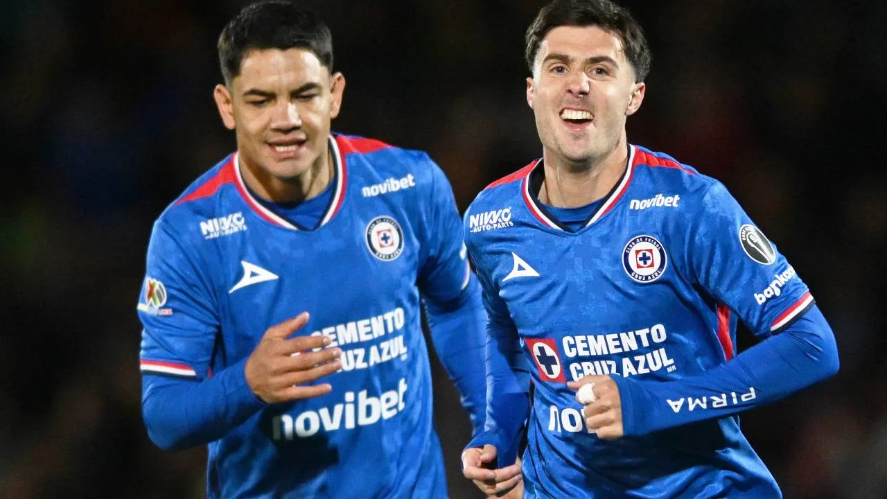 Toro Fernández es baja de Cruz Azul vs Toluca por expulsión del Clausura 2026