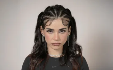 En medio de su preparación para su próxima pelea, Alana Flores compartió detalles íntimos y recibió un llamado de atención.