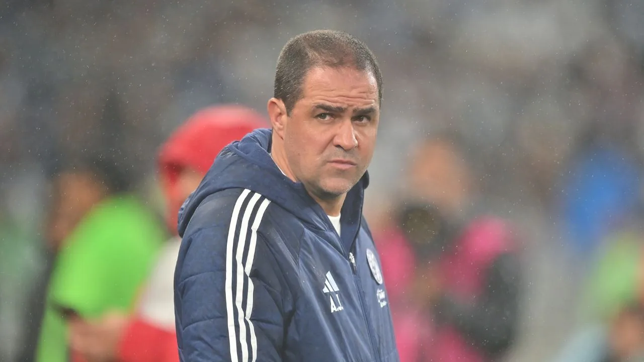 André Jadine, DT del América. 