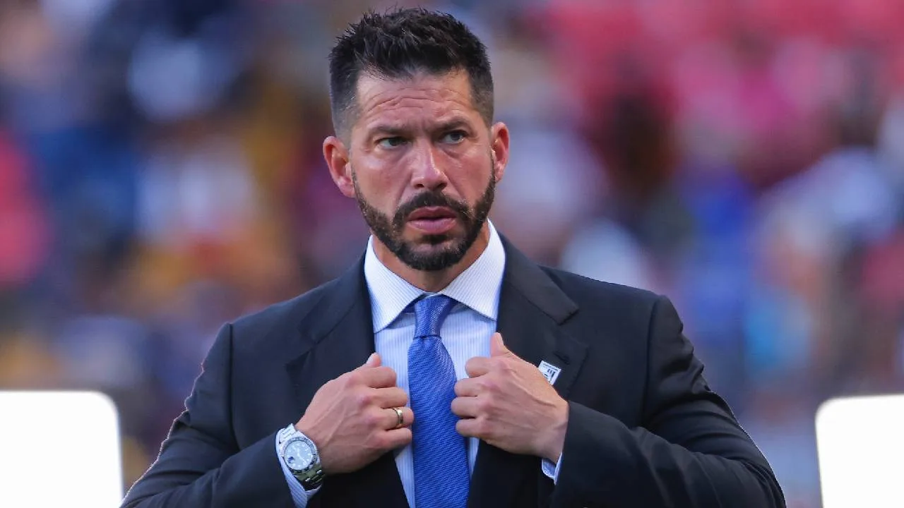 Benjamín Mora, DT mexicano.