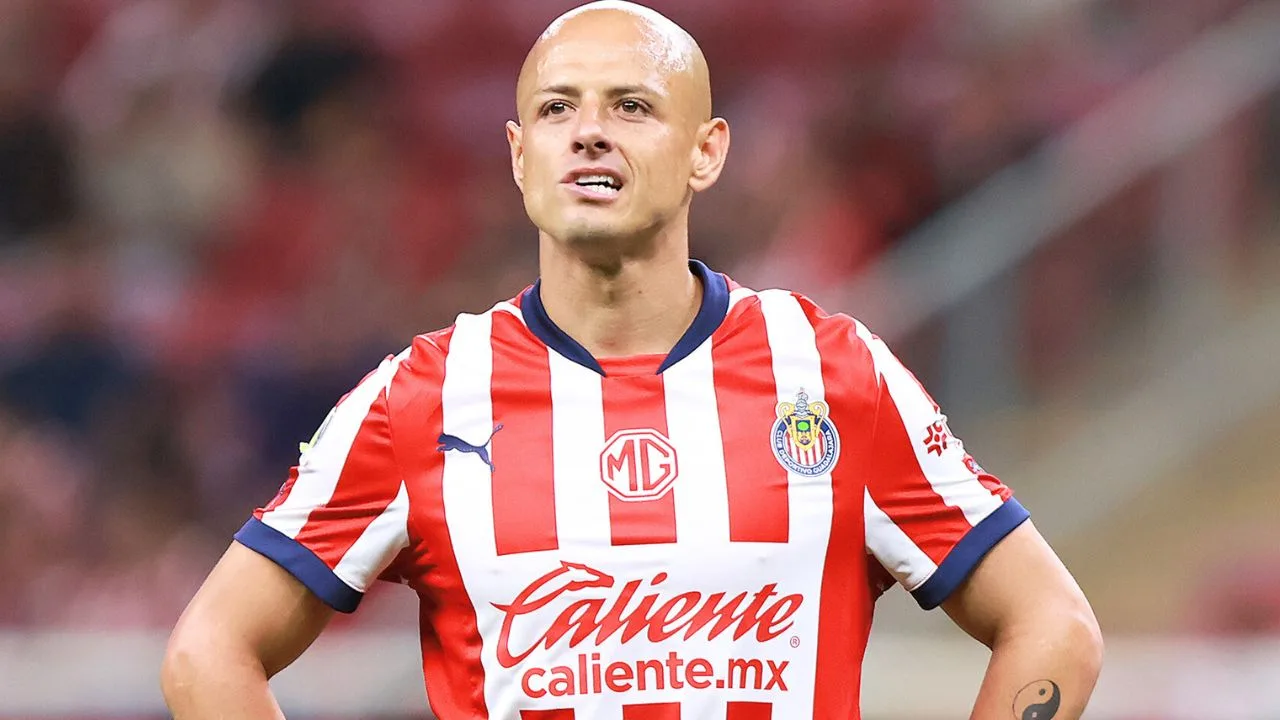 Chicharito Hernández lanza filoso video que hace enojar a Chivas: errores, decisiones y un penal que no se olvida.