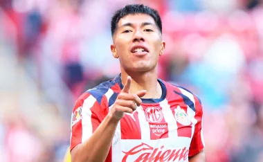 En el estreno del Clausura 2026, las Chivas ganaron con autoridad ante Pachuca y Daniel Aguirre fue una de las claves rojiblancas.