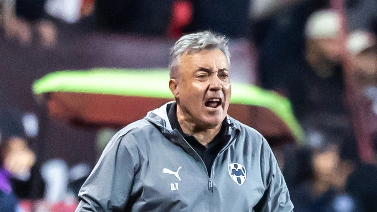 Domenec Torrent, actual DT del Monterrey. 