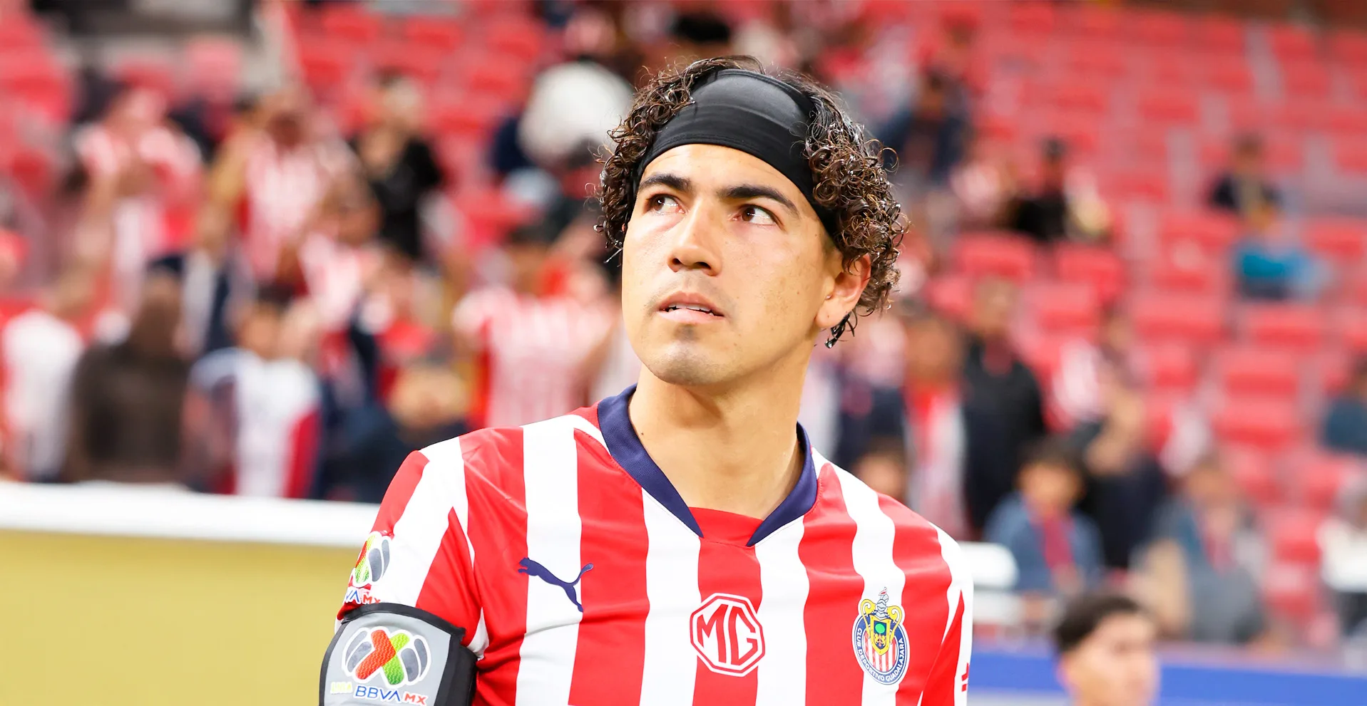 En un día muy especial, Erick Gutiérrez recibió dos noticias muy importantes para su futuro, que se definirá pronto.