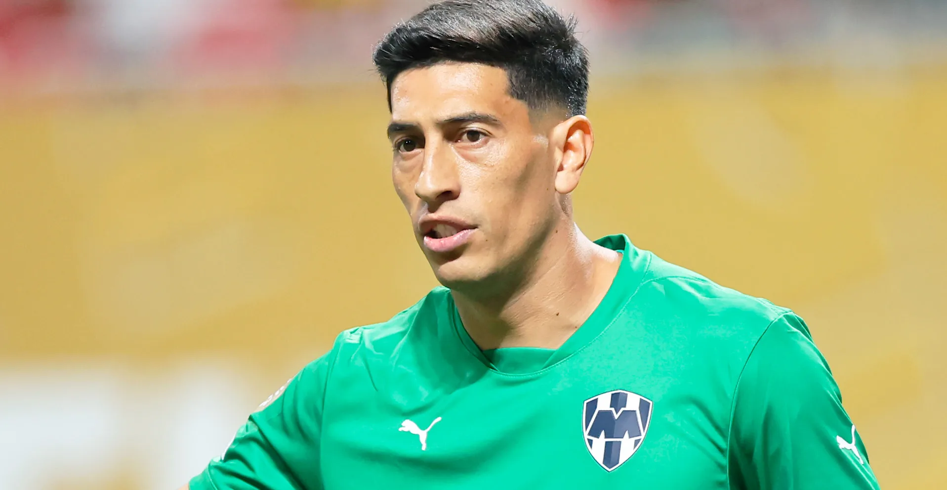 Tras una forzada salida meses atrás, en Rayados de Monterrey 'extrañan' a Esteban Andrada y le manda inesperado guiño.