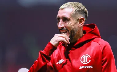 En un mercado de invierno con muchos movimientos, los Diablos Rojos perderían a Héctor Herrera para el Clausura 2026.