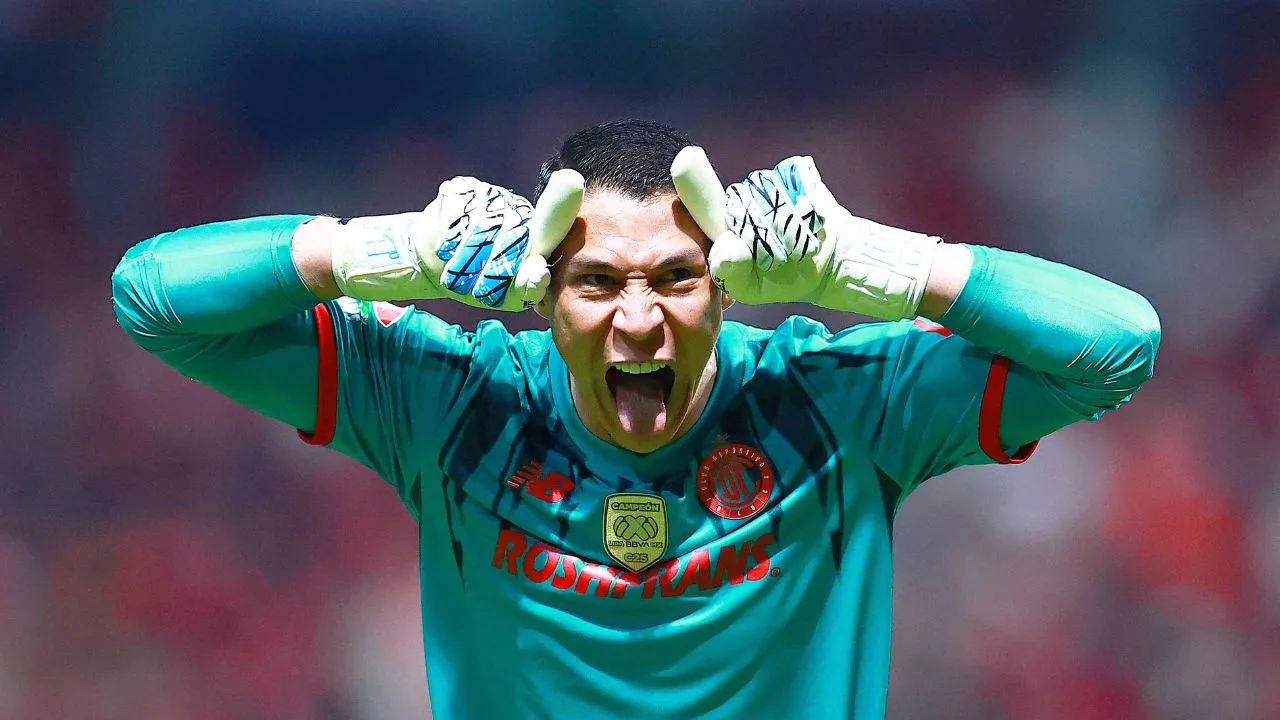 Hugo González, portero del Toluca. 