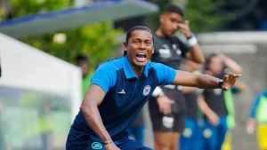 Joel Huiqui tomas las riendas de Cruz Azul y busca revancha con la nueva generación