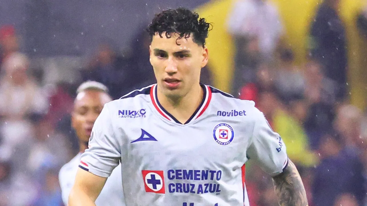 Cruz Azul fija postura ante presunto interés del PAOK y decide futuro de Jorge Sánchez.