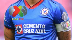 Conquistó la novena estrella con Cruz Azul, se fue por la puerta de atrás y ahora buscaría volver a la Liga MX