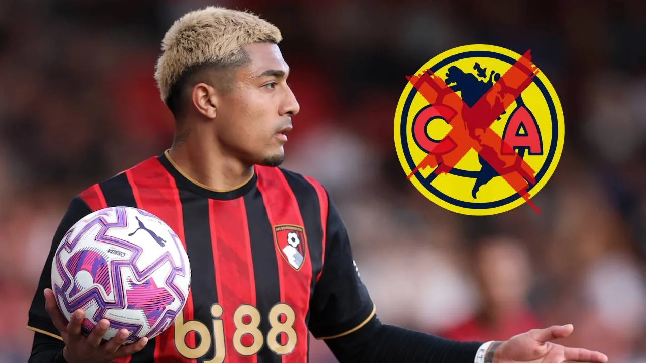 Julián Araujo, jugador mexicano.