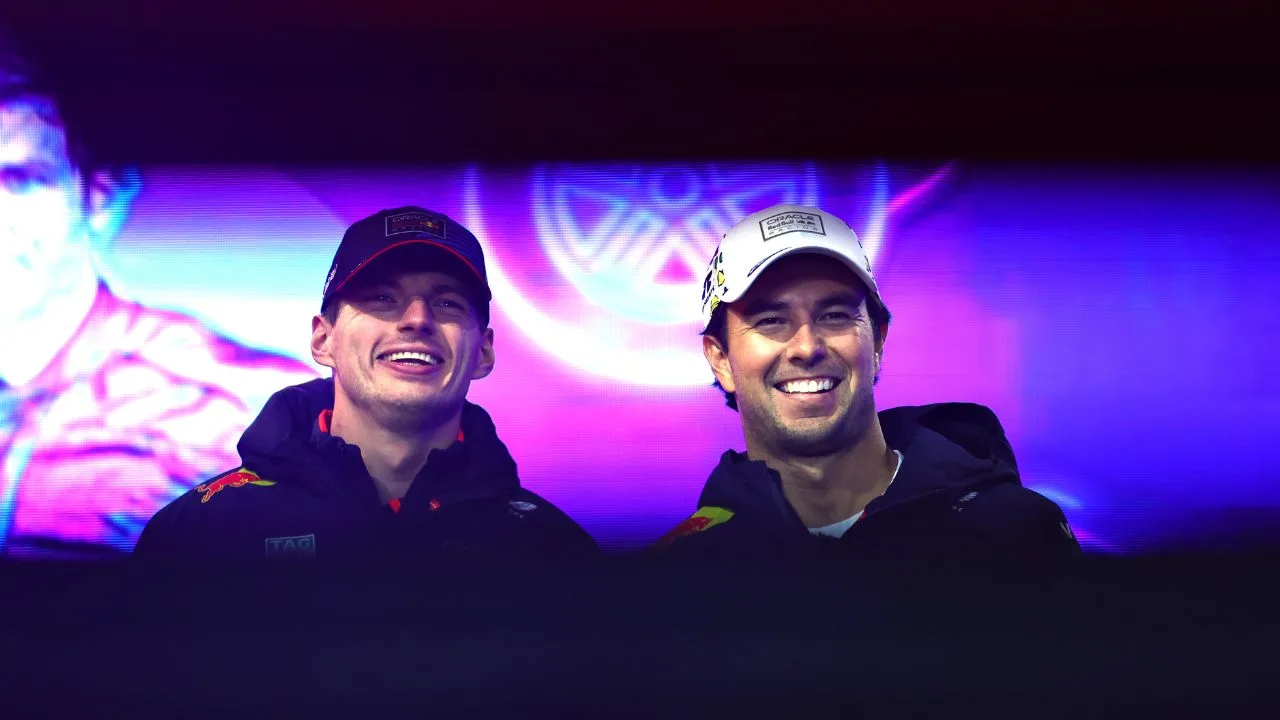 Max Verstappen y Checo Pérez, cuando eran compañeros en Red Bull.