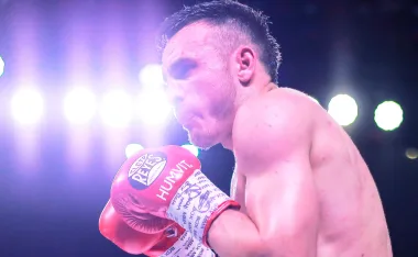 El hijo de la leyenda volvió a la actividad con un rápido y efectivo combate. Así fue el regreso de Omar Chávez.