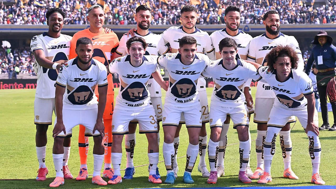 Pumas no descarta un fichaje más para el Clausura 2026 y esta es la posición que busca Efraín Juárez.