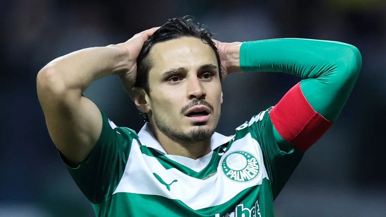 Raphael Veiga, jugador de Palmeiras, en la mira del América. 