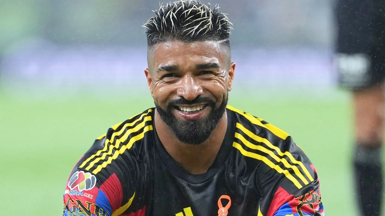 Rodrigo Aguirre estaría a punto de dejar al América y llegaría a poderoso club de la Liga MX.