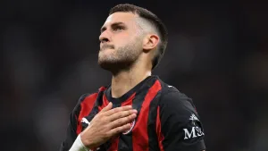 Santiago Giménez comienza el 2026 con el pie izquierdo y enciende las alarmas rumbo al Mundial