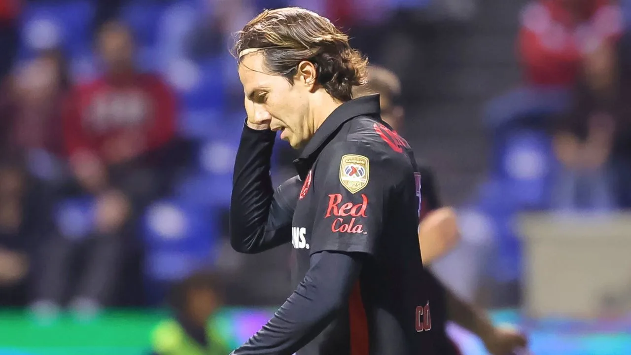 Puebla arruina la noche de Toluca por culpa de Sebastián Córdova y se arma la bronca.