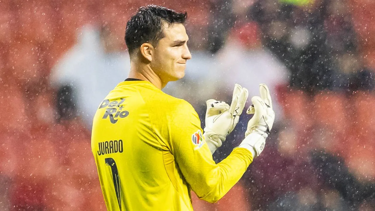 Sebastián Jurado, portero de Bravos de Juárez.