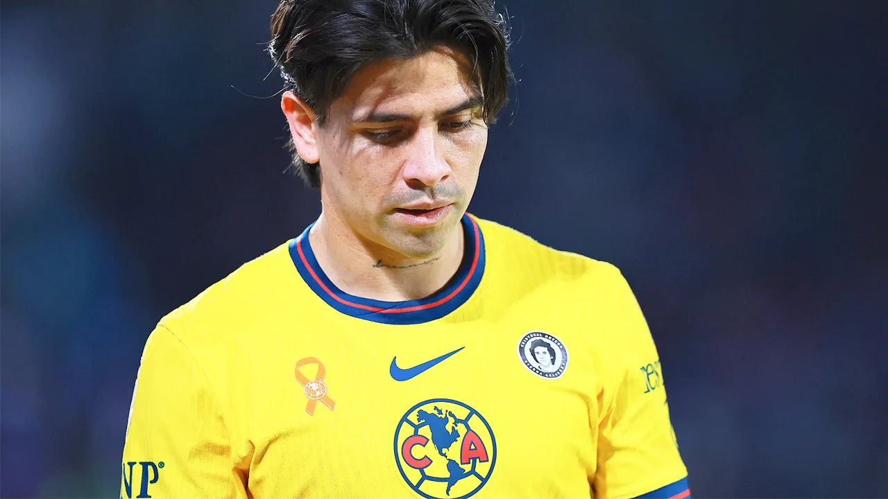 La directiva de las Águilas del América busca definir cuanto antes el futuro de ambos futbolistas para este año.