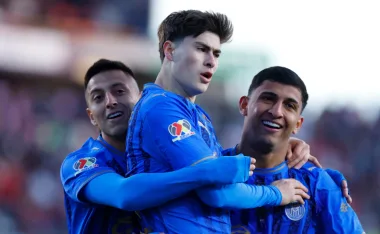 Gol de Armando González, San Luis vs. Chivas