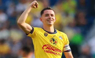 Álvaro Fidalgo, América