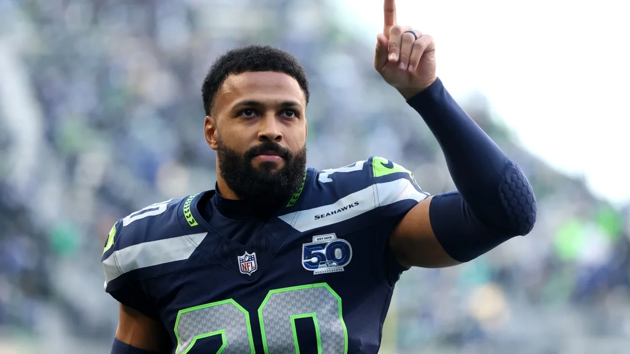 Julian Love, Seattle Seahawks