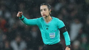 Katia Itzel hizo una impactante revelación sobre los jugadores de futbol y las situaciones que viven los árbitros