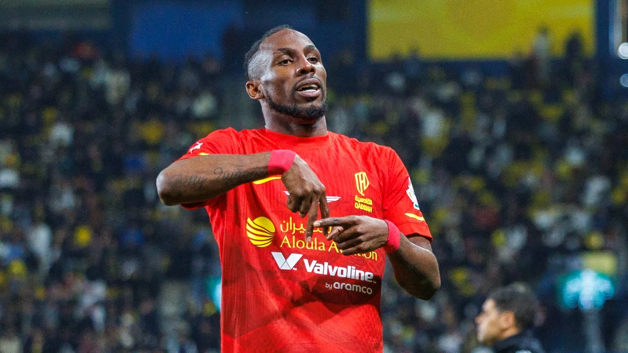 Julián Quiñones, Al Qadsiah