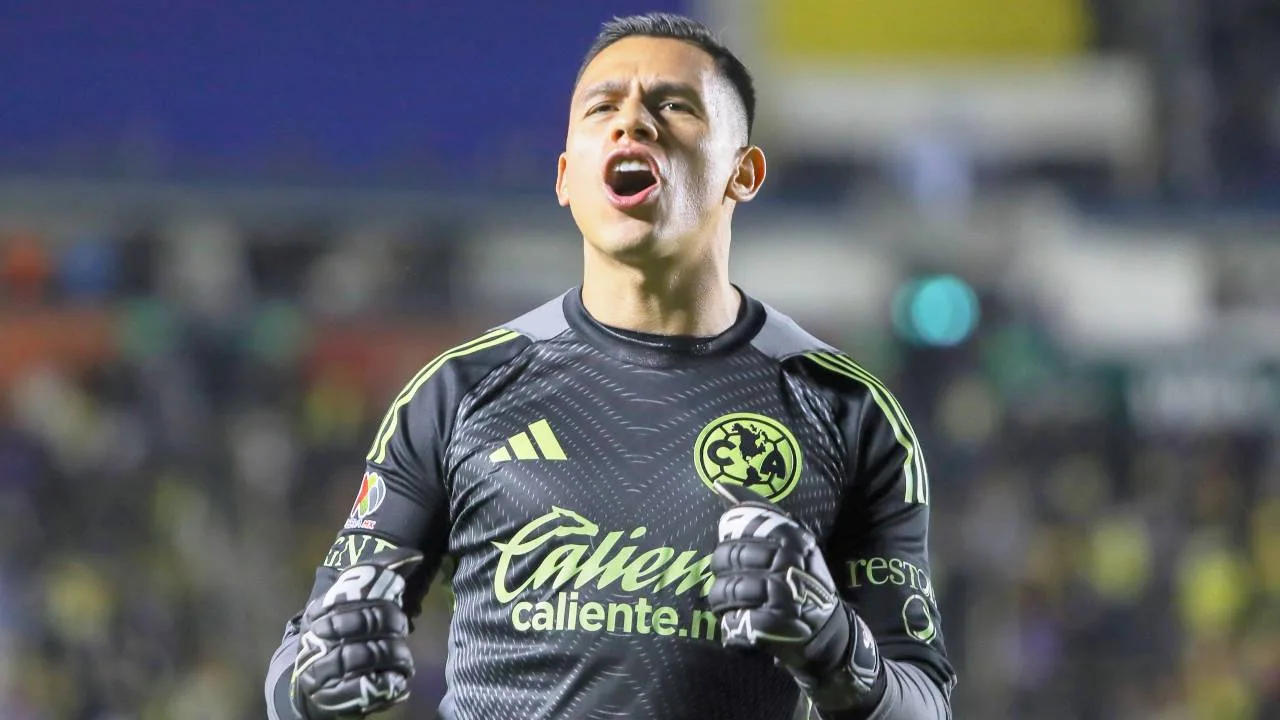 Captan a Malagón estallar contra sus compañeros de América vs Chivas