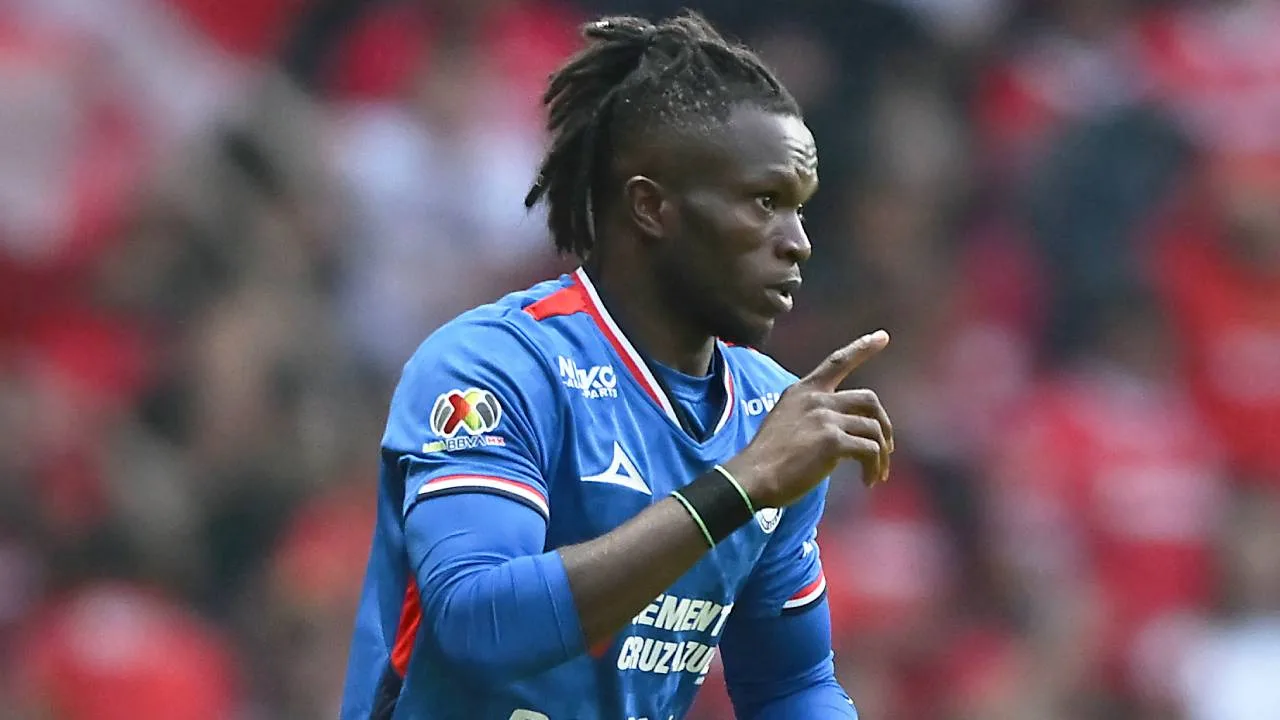 Christian Ebere tiene maratónico debut con Cruz Azul vs Toluca
