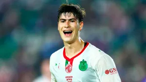 Padre de Hormiga González revela sorpresivos hábitos de la joya de las Chivas y México