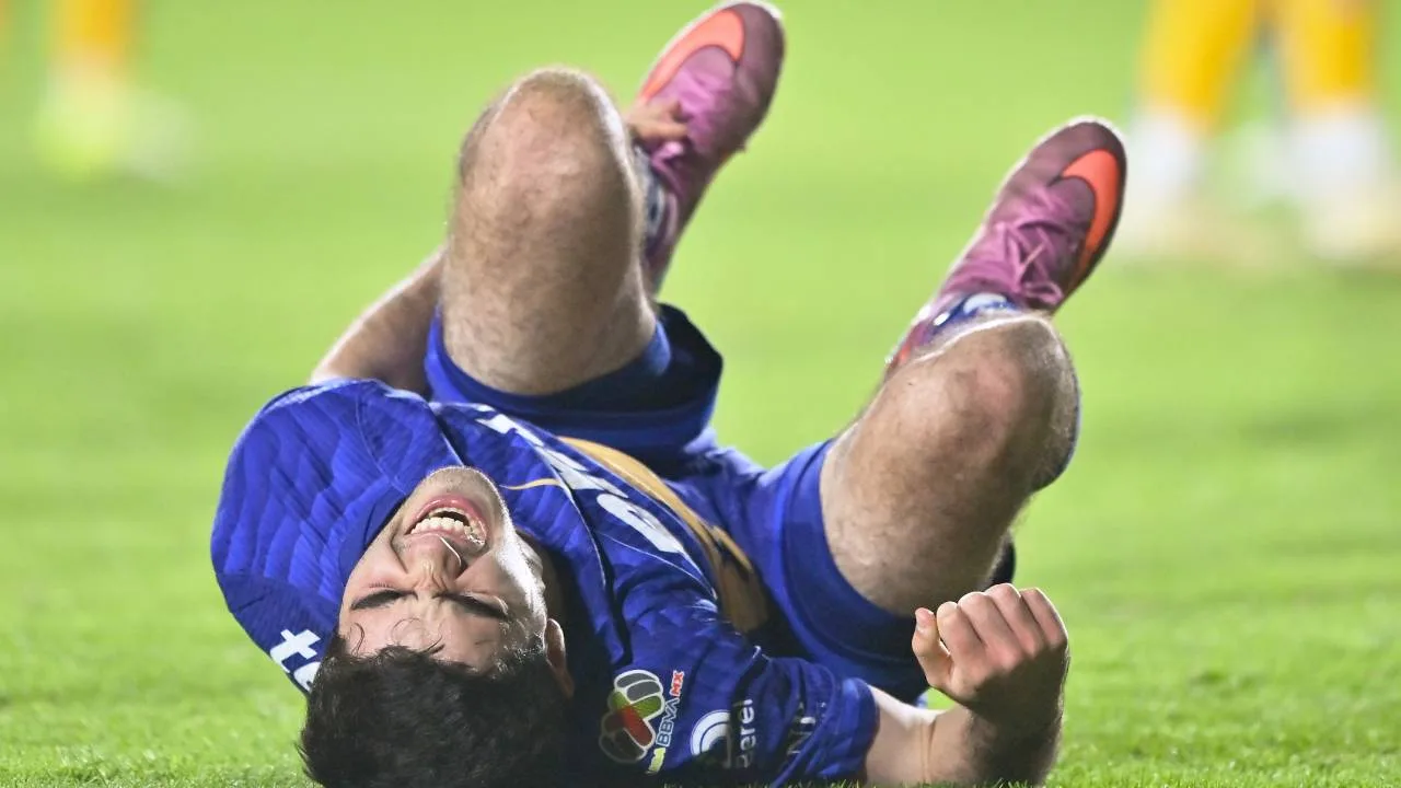 Qué le pasó a César Garza de Pumas y por qué fue al hospital